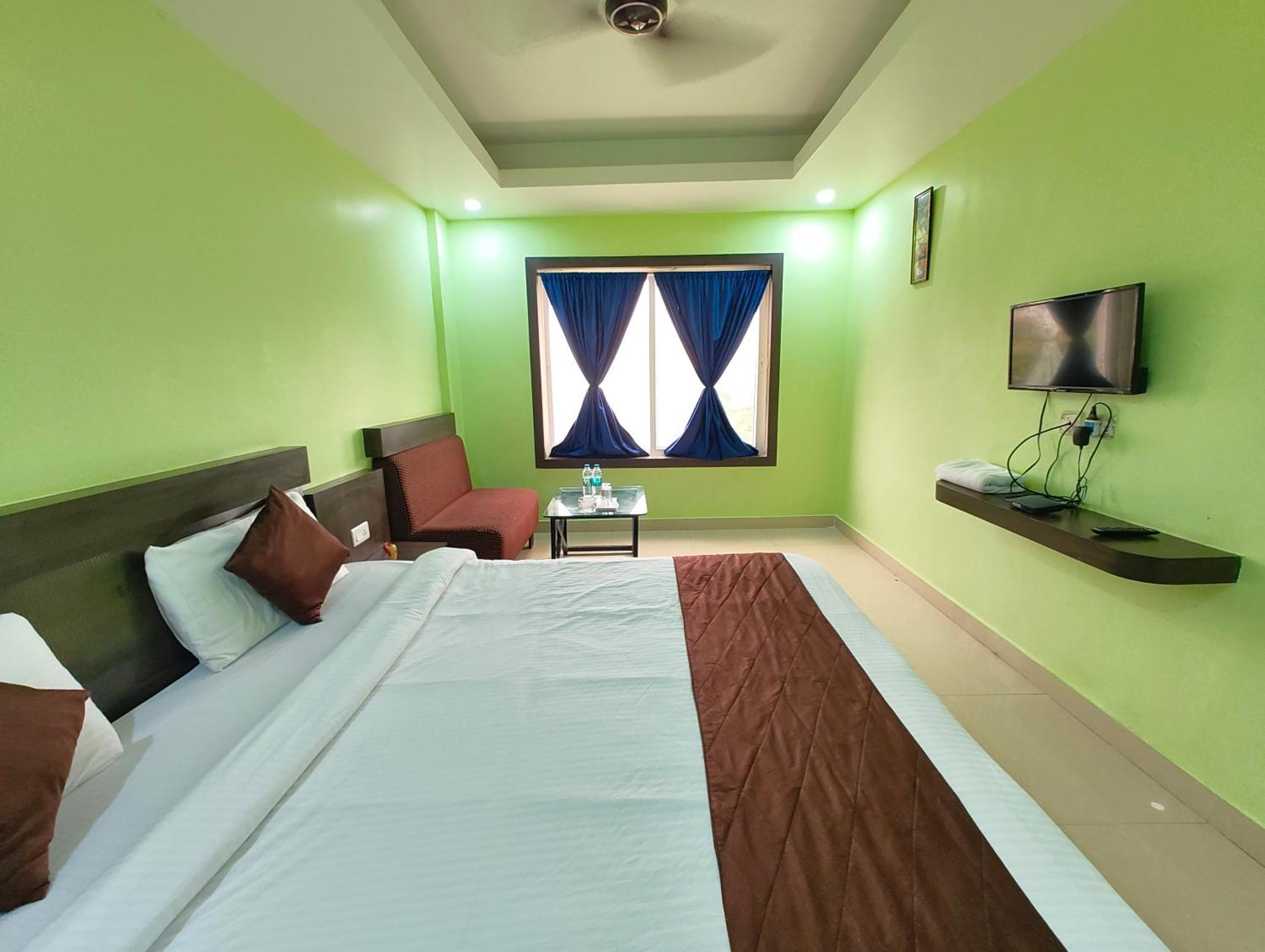 Hotel Deep Ganga Inn Puri Near Iskcon Temple1400M - Lift-And-Parking-Facilities-Restaurant Available - Excellent Customer Choice- Best Seller Exterior photo